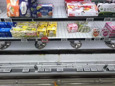 함평 하나로마트 대동점 설치 전 청소